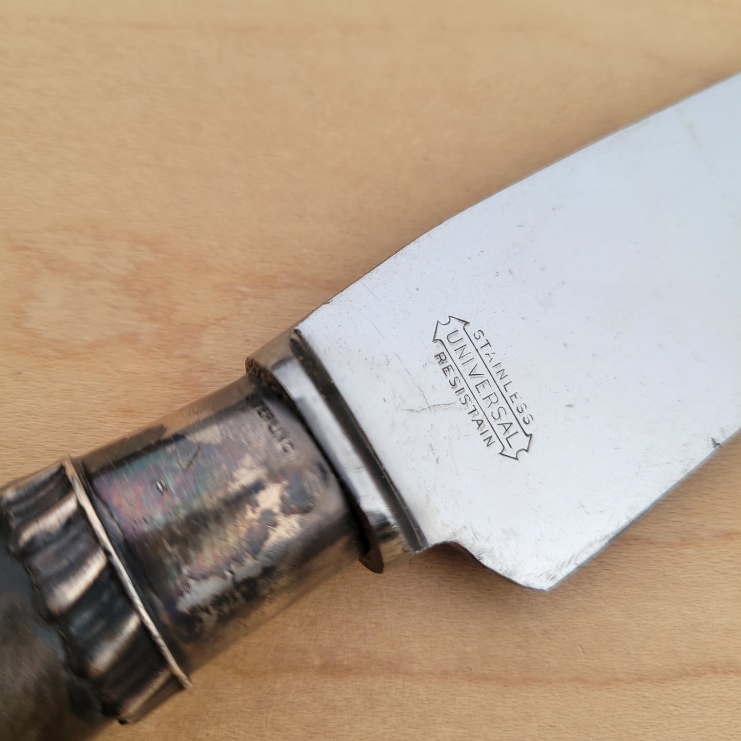 Universal 9" Carving Knife Stainless Stag - Used