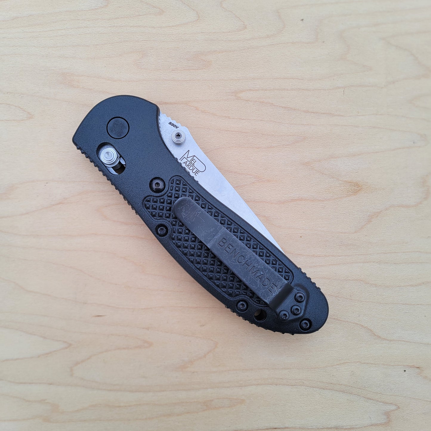 Benchmade 551-S30V Griptilian