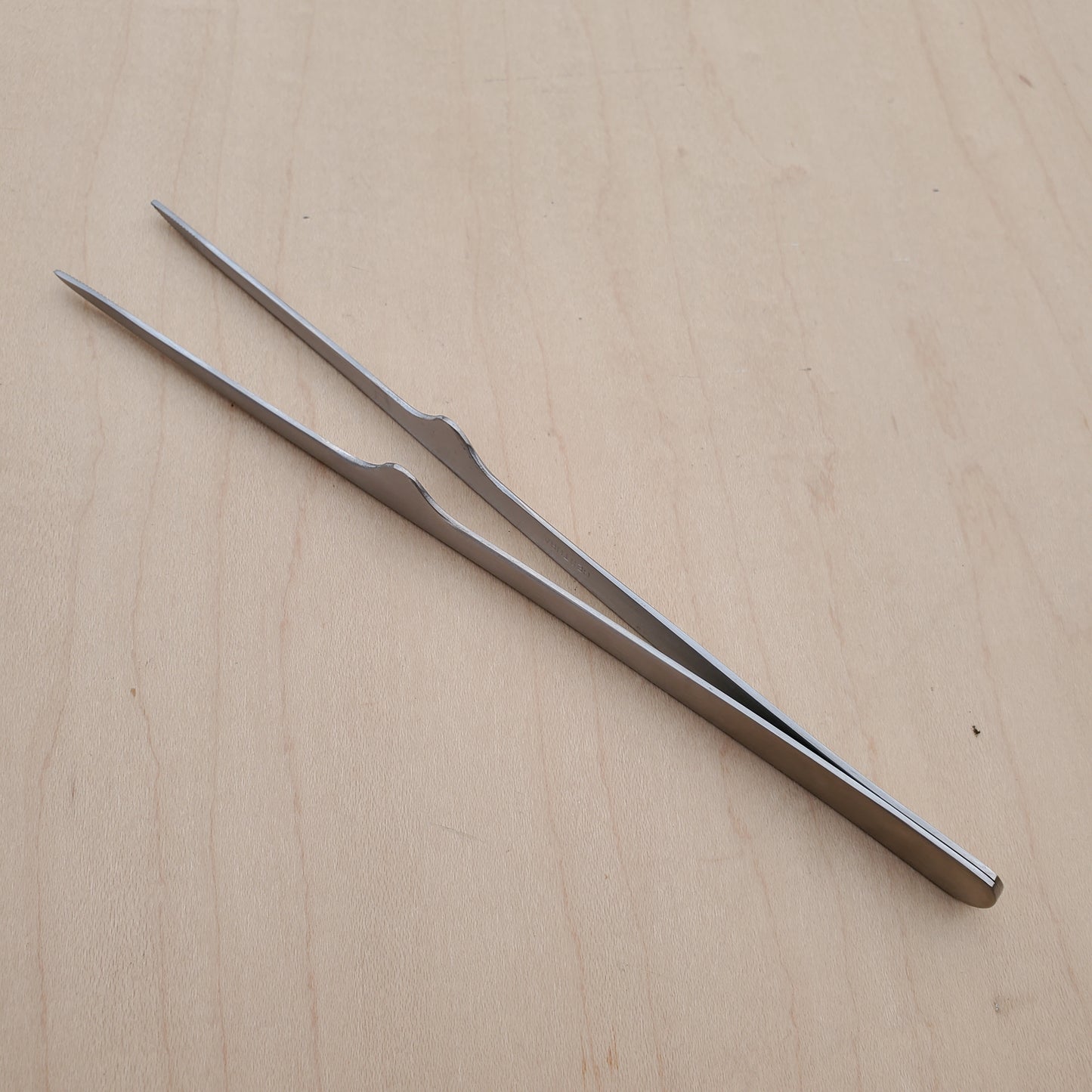 Gestura Petite Stando Plating Tweezer