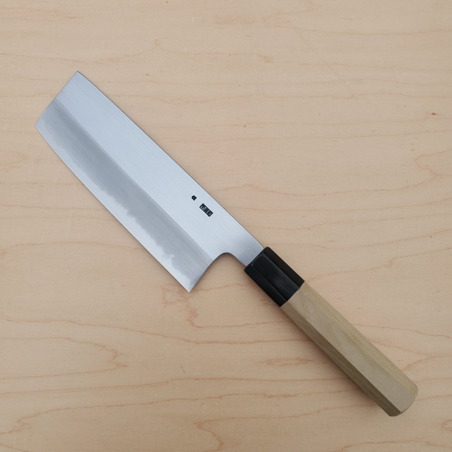Sakai Kikumori Kikuzuki Kasumi 180mm Nakiri