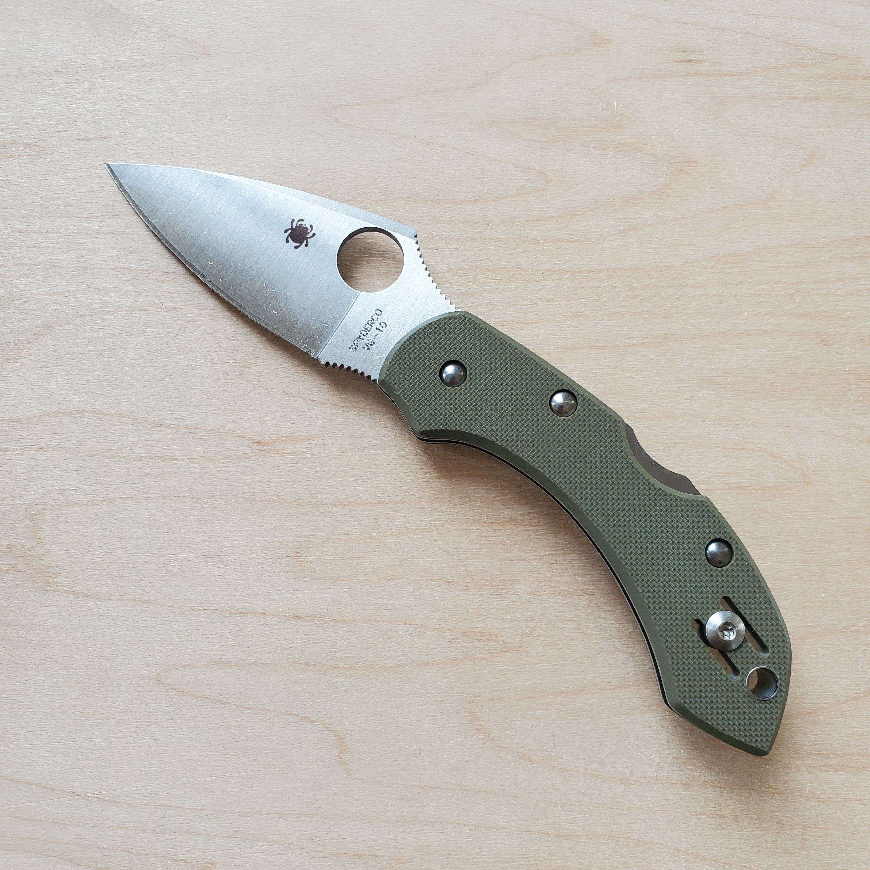 Navaja SPYDERCO Dragonfly Stainless VG10