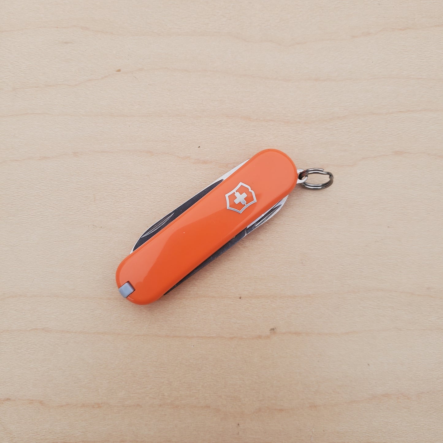 Victorinox Swiss Army Knife - Classic SD Mango Tango