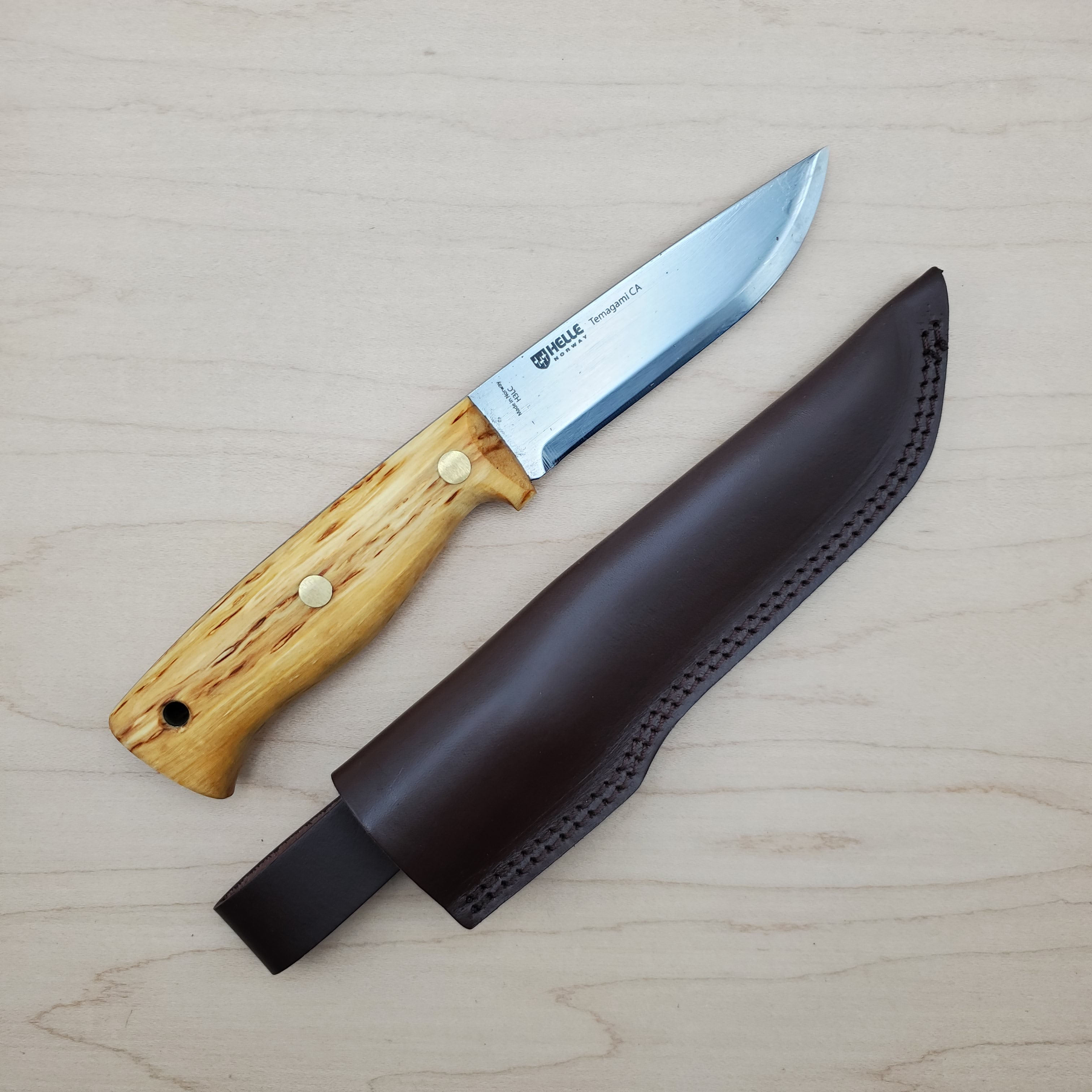 Helle Temagami CA Bushcraft Knife - Carbon Steel – Uptown Cutlery