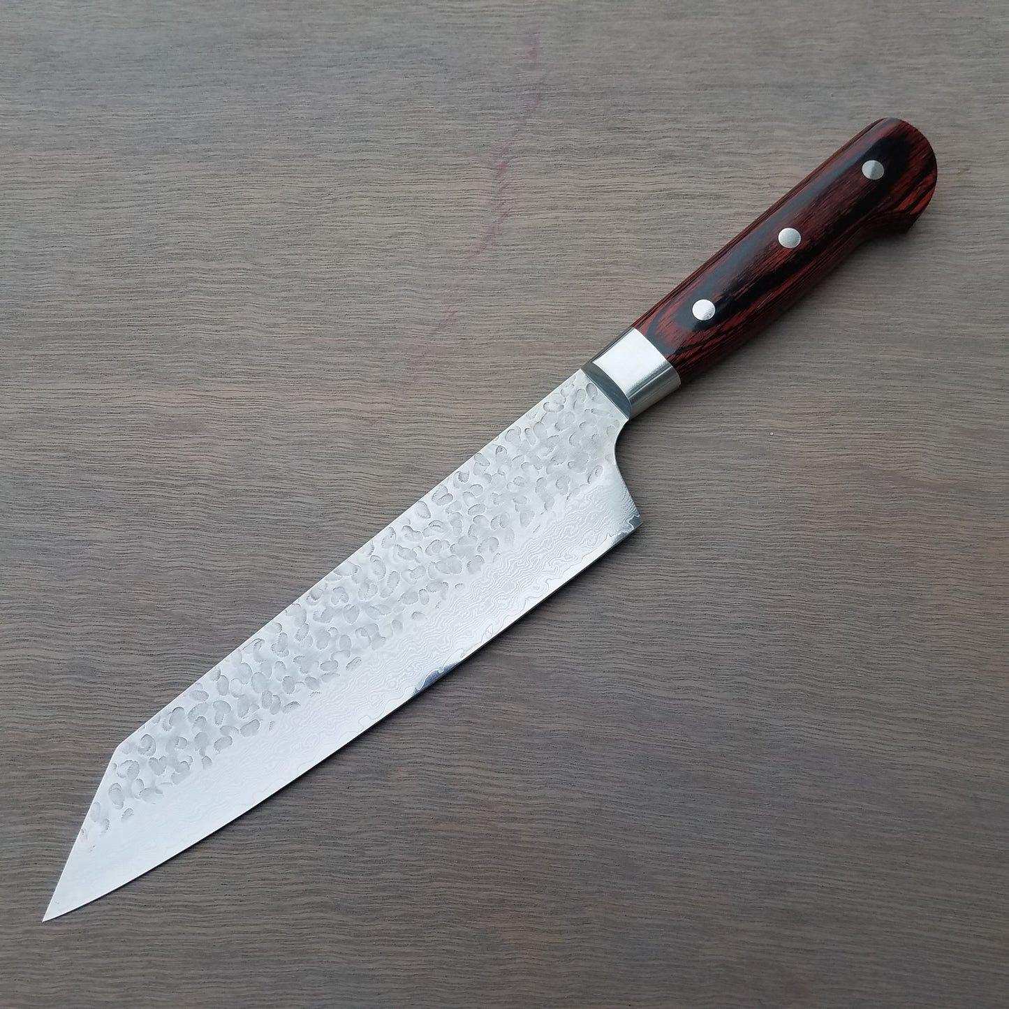 Sakai Takayuki 190mm Kengata 33 Layer Hammered Damascus