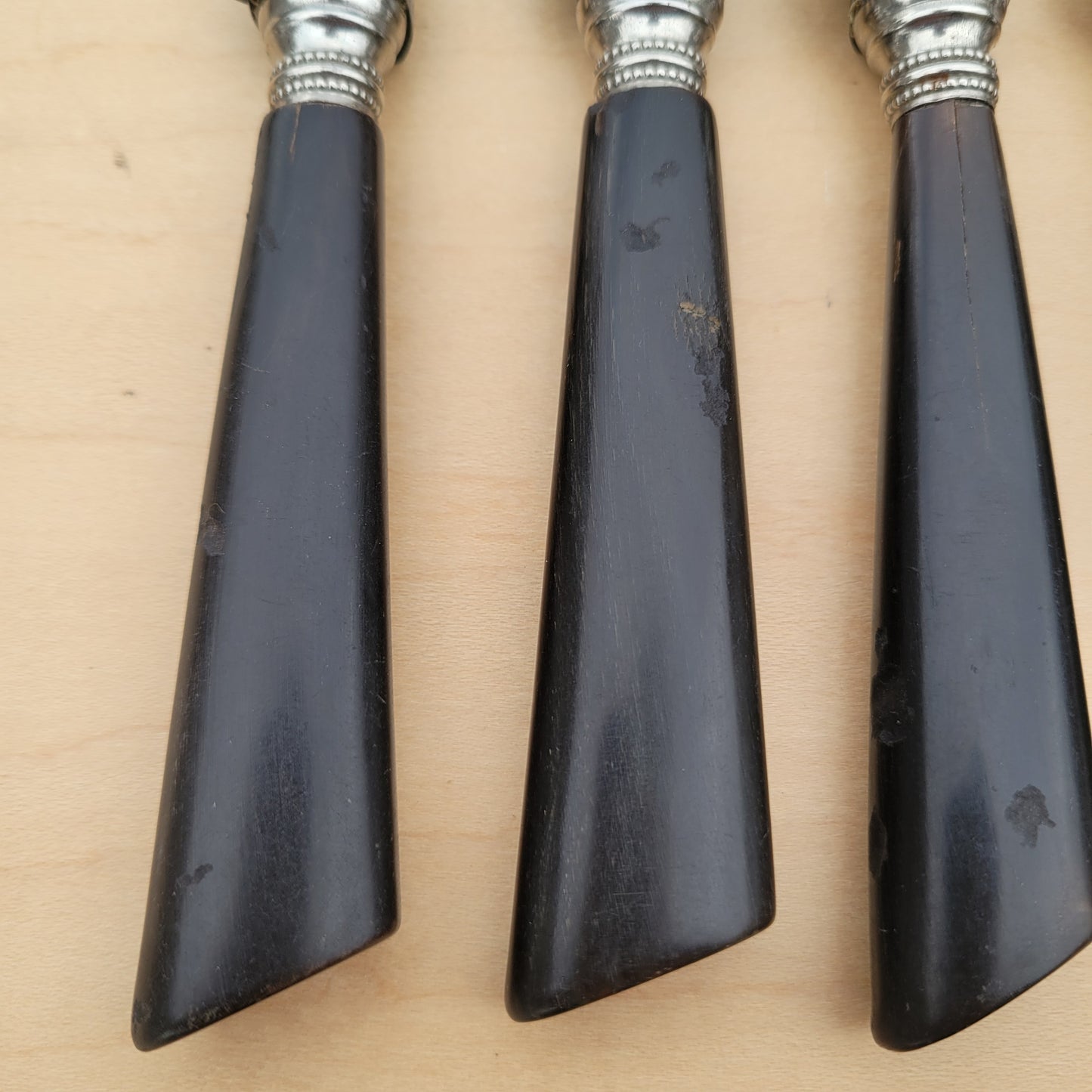 French Table Knife set of 5 'Alsatia' - Horn handles