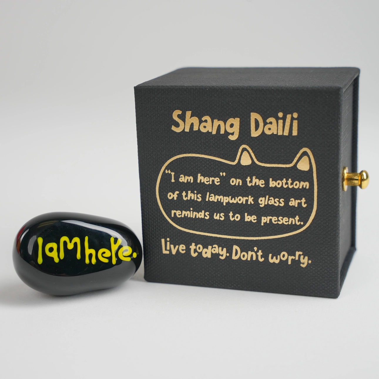 ShangDaili Black Cat 'I am here' Glass Figurine