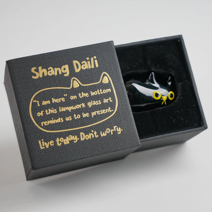 ShangDaili Black Cat 'I am here' Glass Figurine