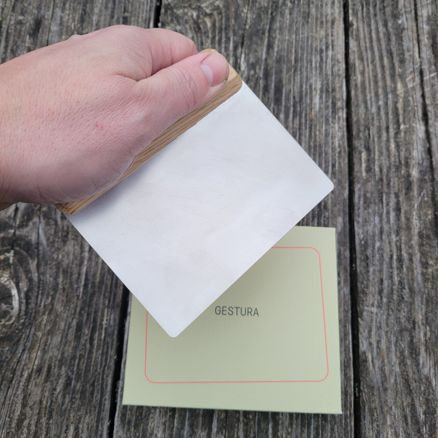 Gestura Flexi Bench Scraper