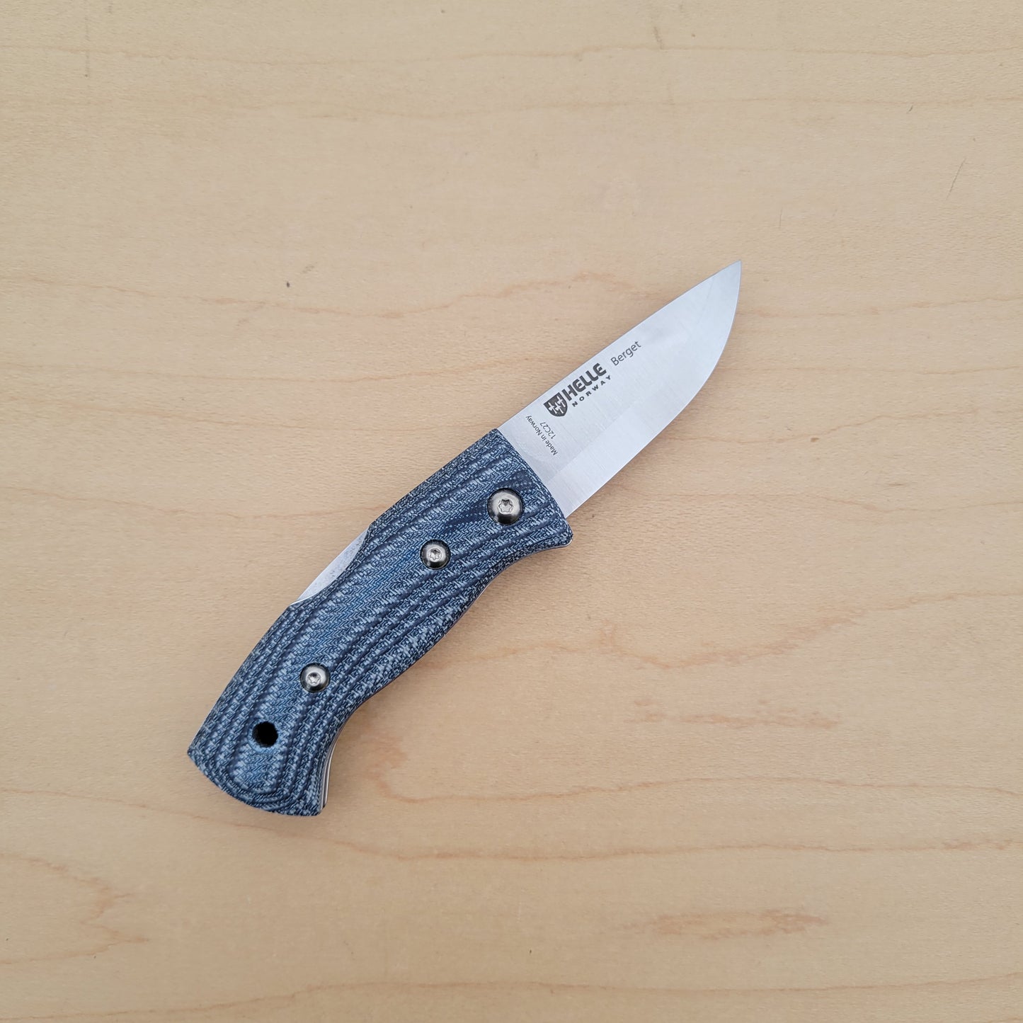 Helle Berget 2.25" Folding Knife - Denim Micarta