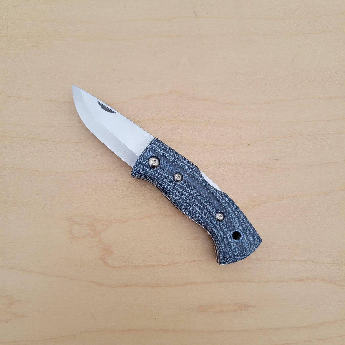 Helle Berget 2.25" Folding Knife - Denim Micarta