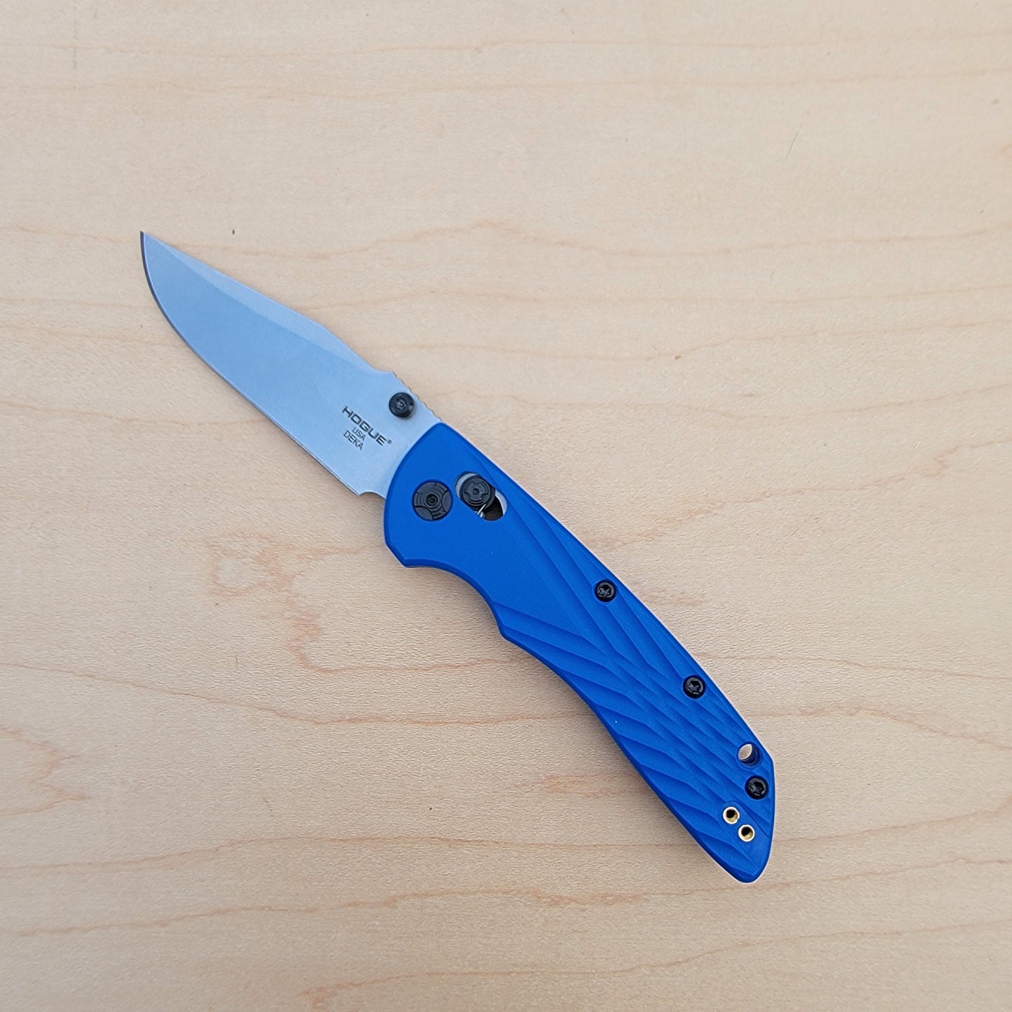 Hogue Deka MagnaCut Clip Point - Blue