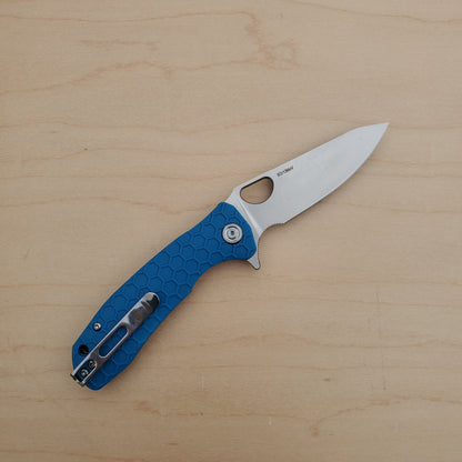 Honey Badger Medium Leaf - Blue
