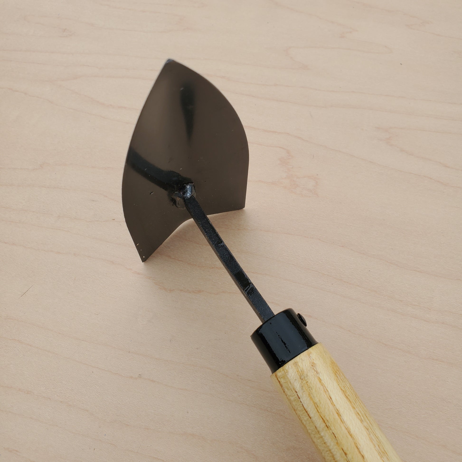 Kusakichi V-Shape Scraper – Uptown Cutlery