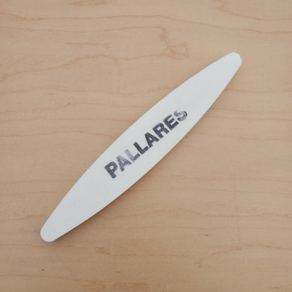 Pallares Scythe Stone - White medium