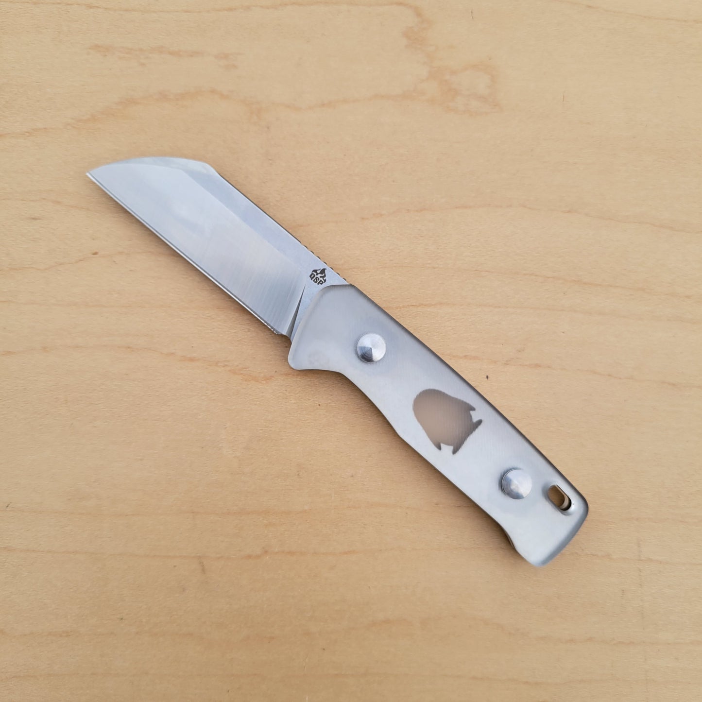 QSP Baby Penguin Fixed Blade - Clear Acrylic