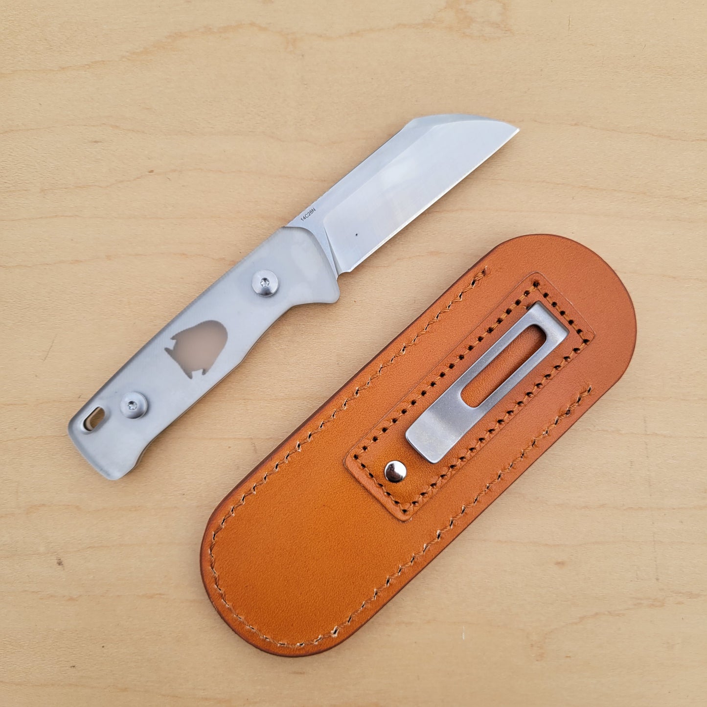 QSP Baby Penguin Fixed Blade - Clear Acrylic