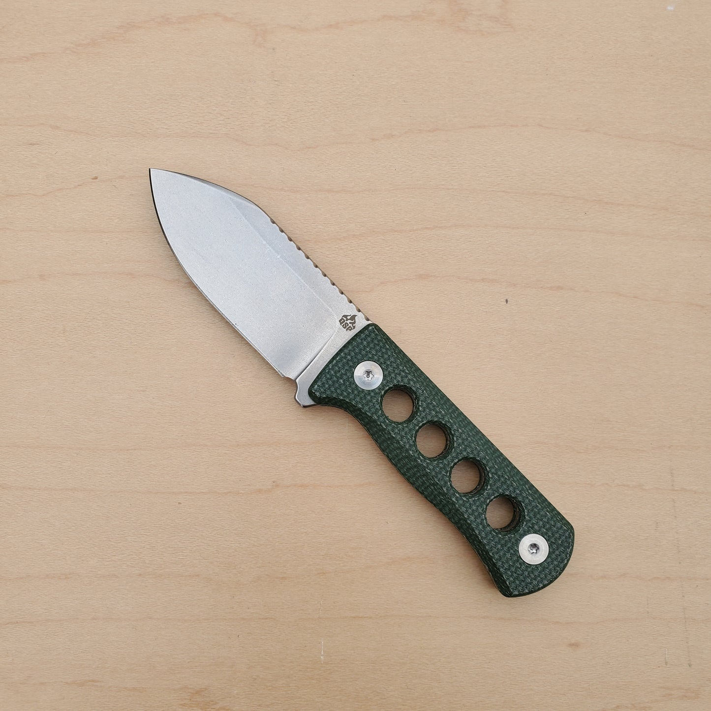 QSP Canary Neck Knife - Green Micarta