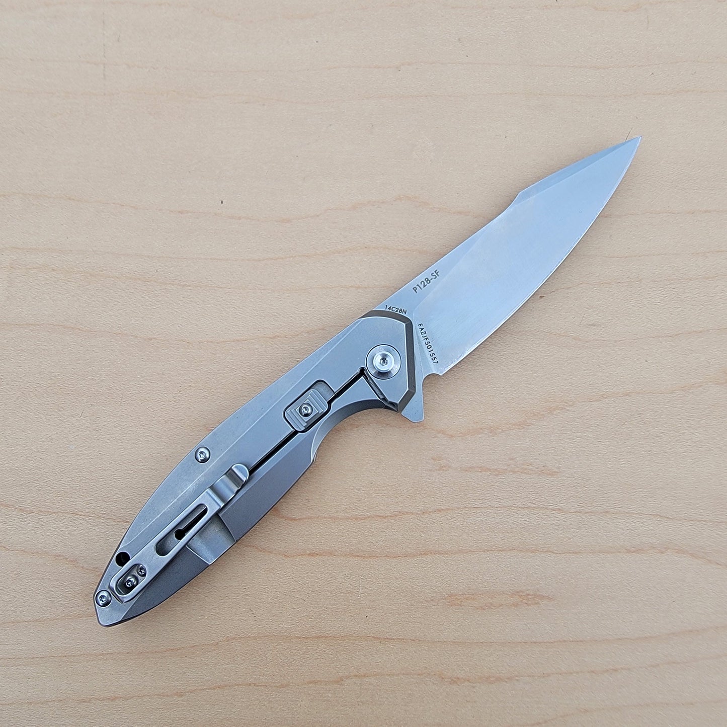 Ruike P128-SF Framelock Flipper