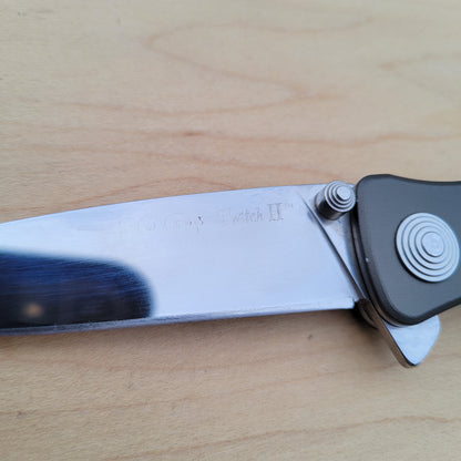 SOG Twitch II Spring Assisted Flipper