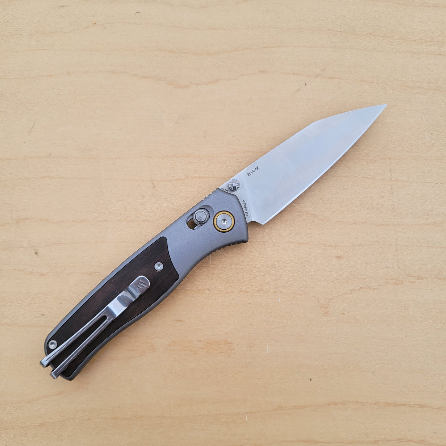 SRM Medal 259L-AK - Ebony