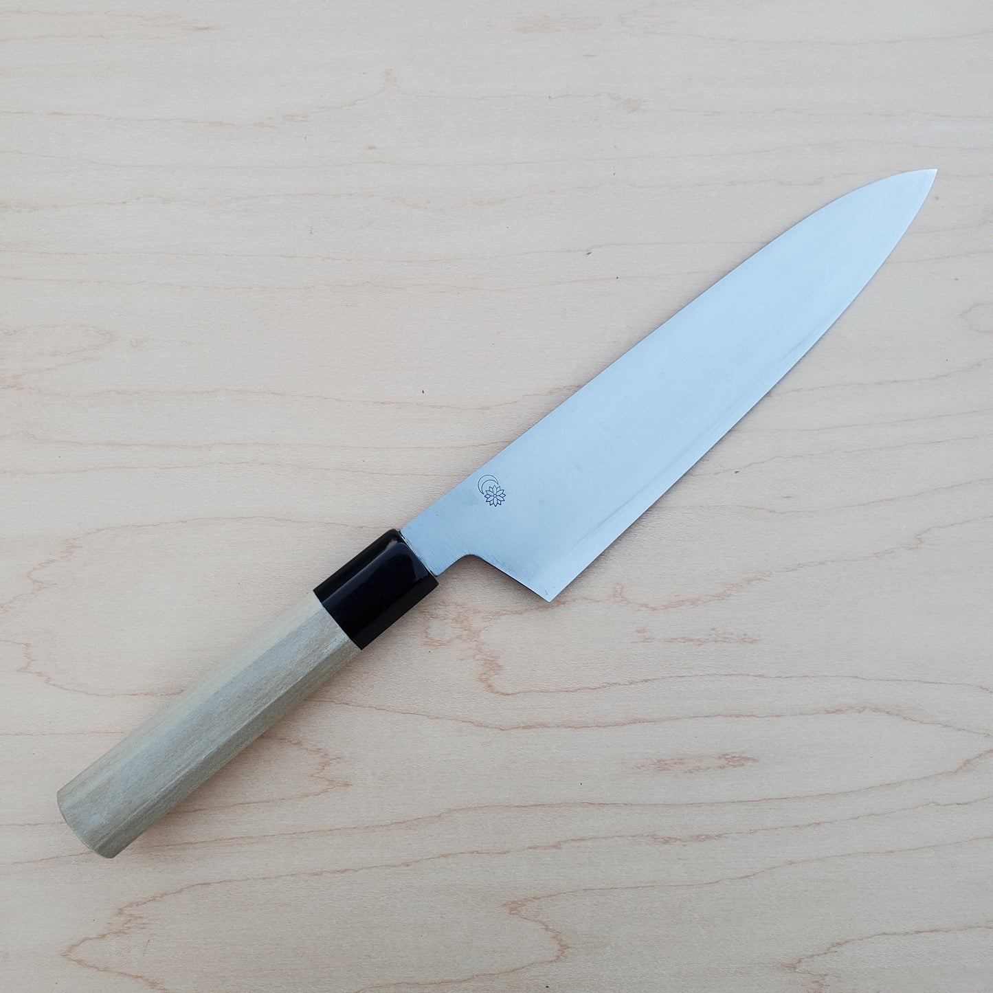 Sakai Kikumori Kikuzuki Gin 210mm Gyuto