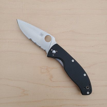 Spyderco Tenacious G10 Partial Serration Black C122GPS