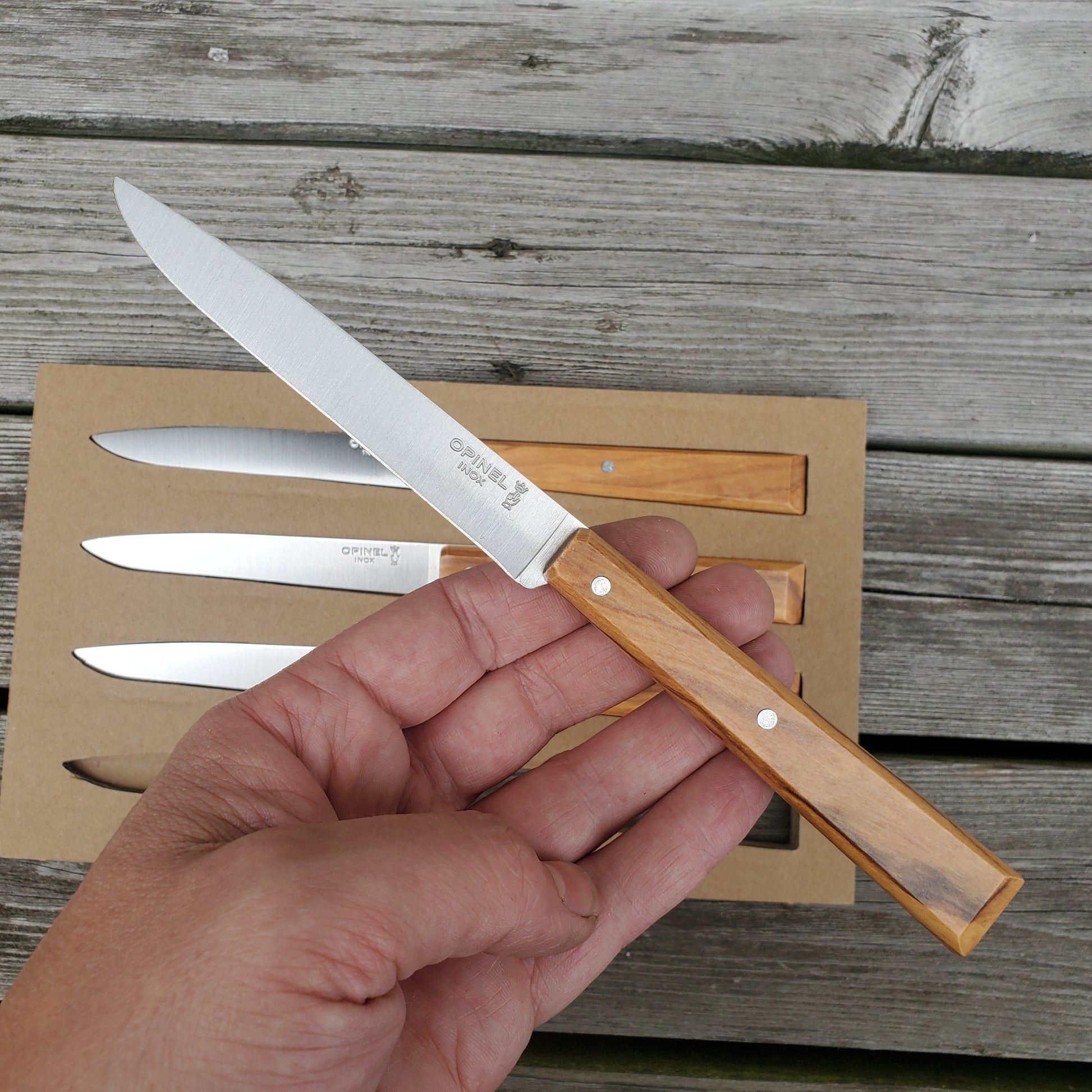 arkitekt virkelighed hente Opinel Steak Knife No. 125 - Set of 4 - Olive wood – Uptown Cutlery