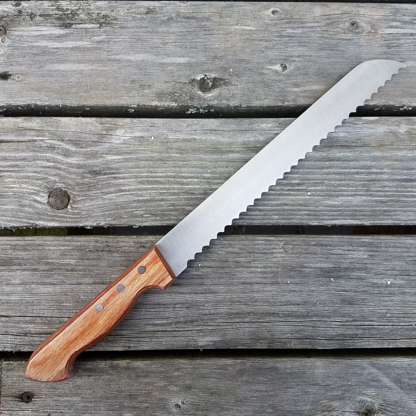 Pallares Bread Knife 10" - Pakka Wood