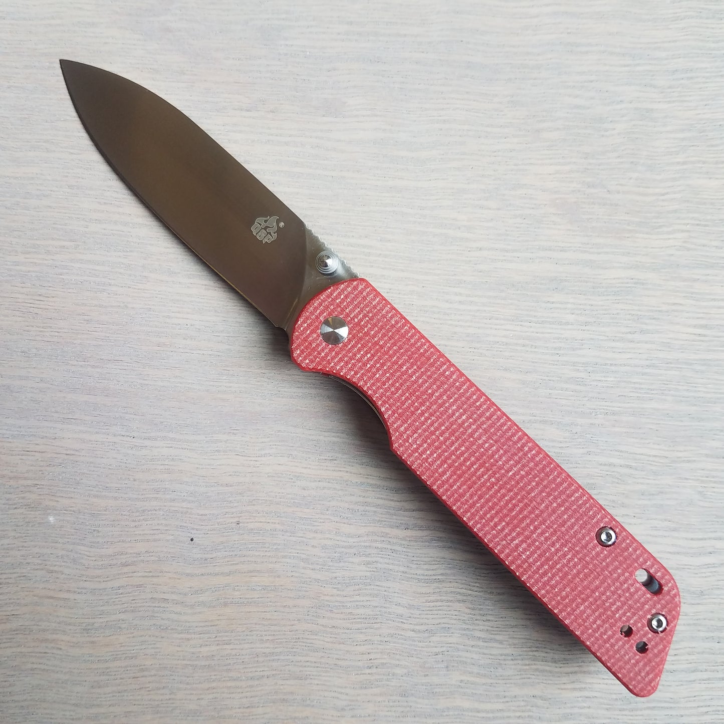 QSP Parrot V2 Red Micarta