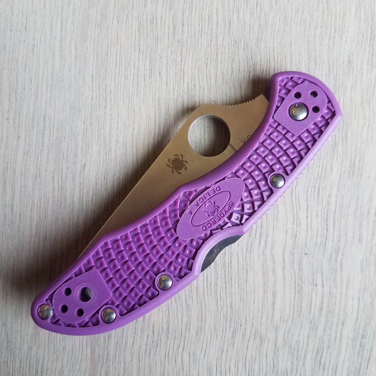 Spyderco Delica 4 Lockback - Purple - C11FPPR